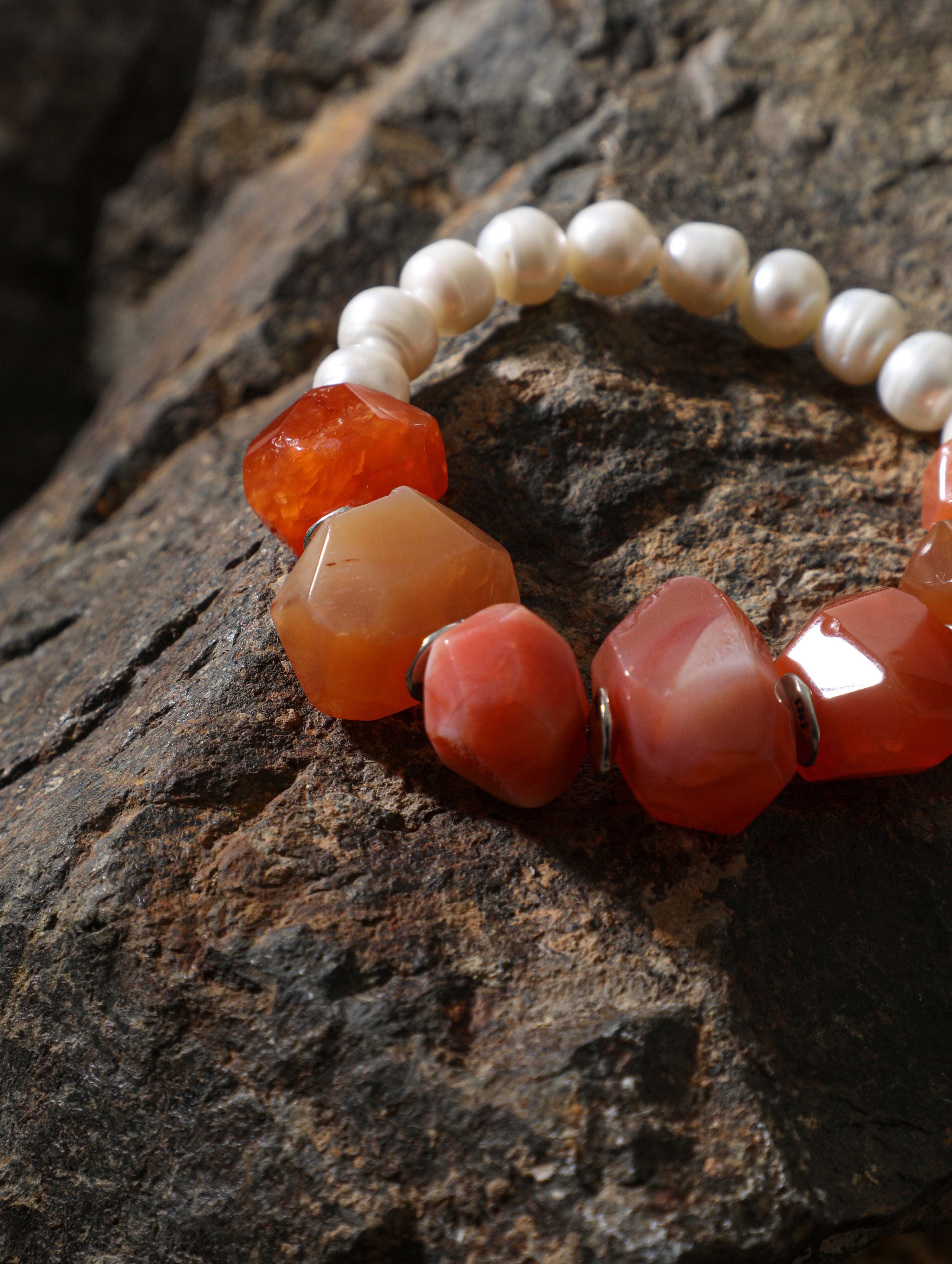 Red Agate Freshwater Pearl Bracelet