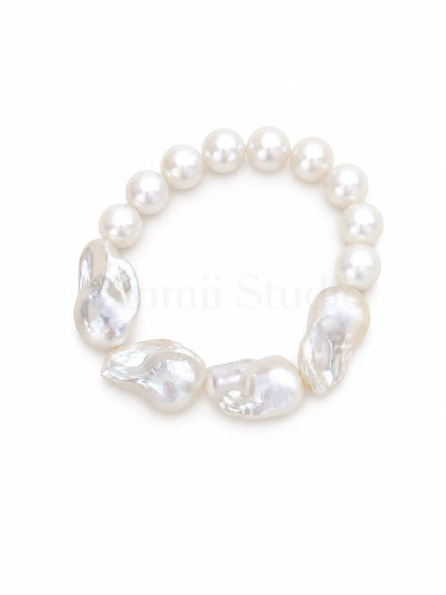baroque pearl bracelet