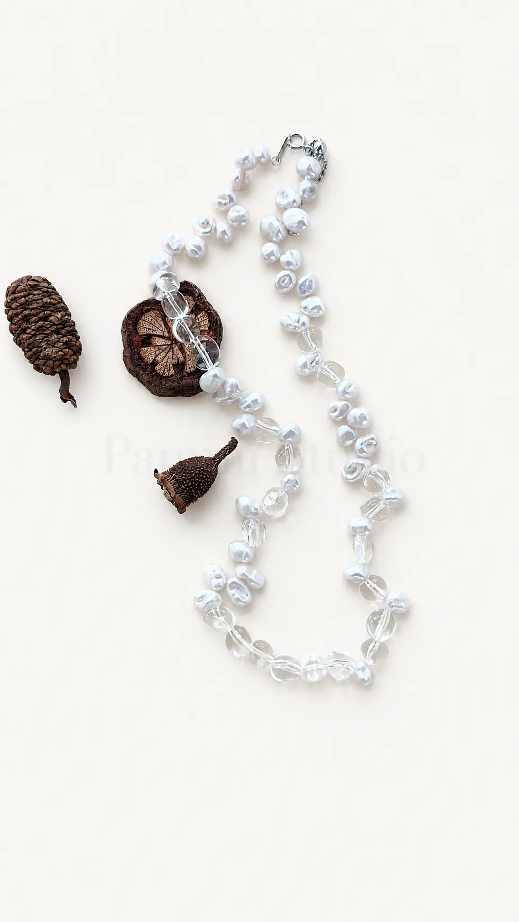 white crystal freshwater pearl necklace