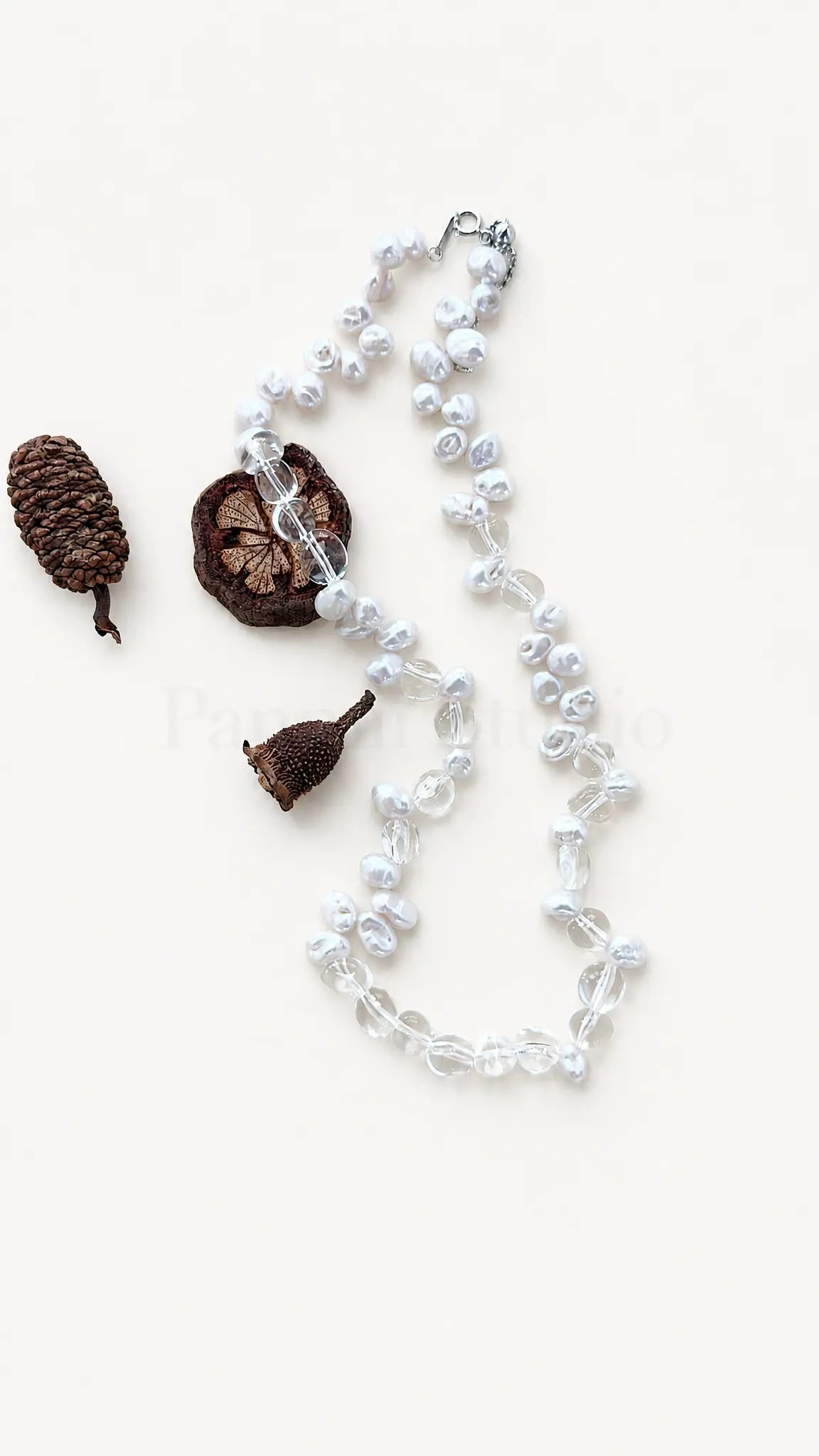 white crystal freshwater pearl necklace